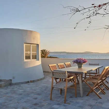 Beachfront House In Cesme *